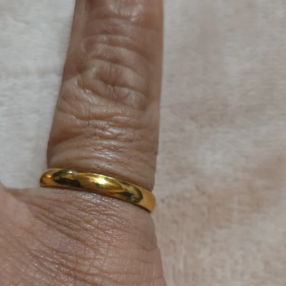 10k Solid Gold plated Plain Band Size 8